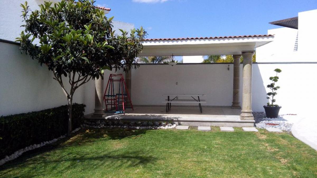 Casa de 4 dormitorios en Querétaro, Mexico No. 168320