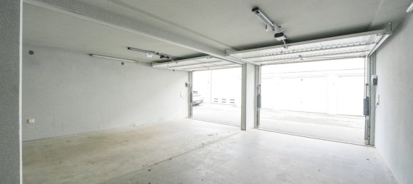 Garage à Wels, Austria 33m² No. 129381 4