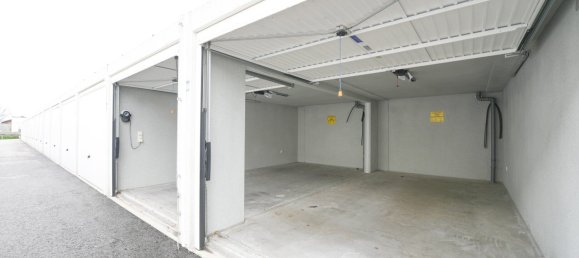 Garage à Wels, Austria 33m² No. 129381 2