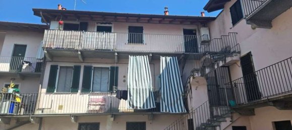2 bedrooms Apartment in Castelletto sopra Ticino, Italy No. 339578 12
