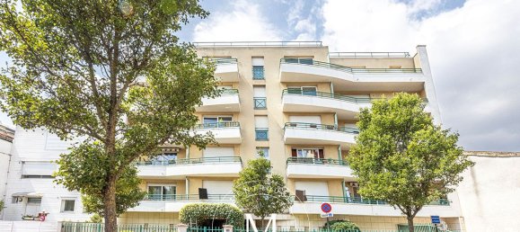 1 bedroom Apartment in Montrouge, France No. 299575 14