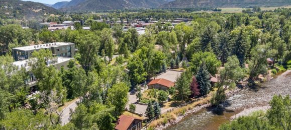 4 bedrooms Commercial property in Basalt, USA No. 92 24