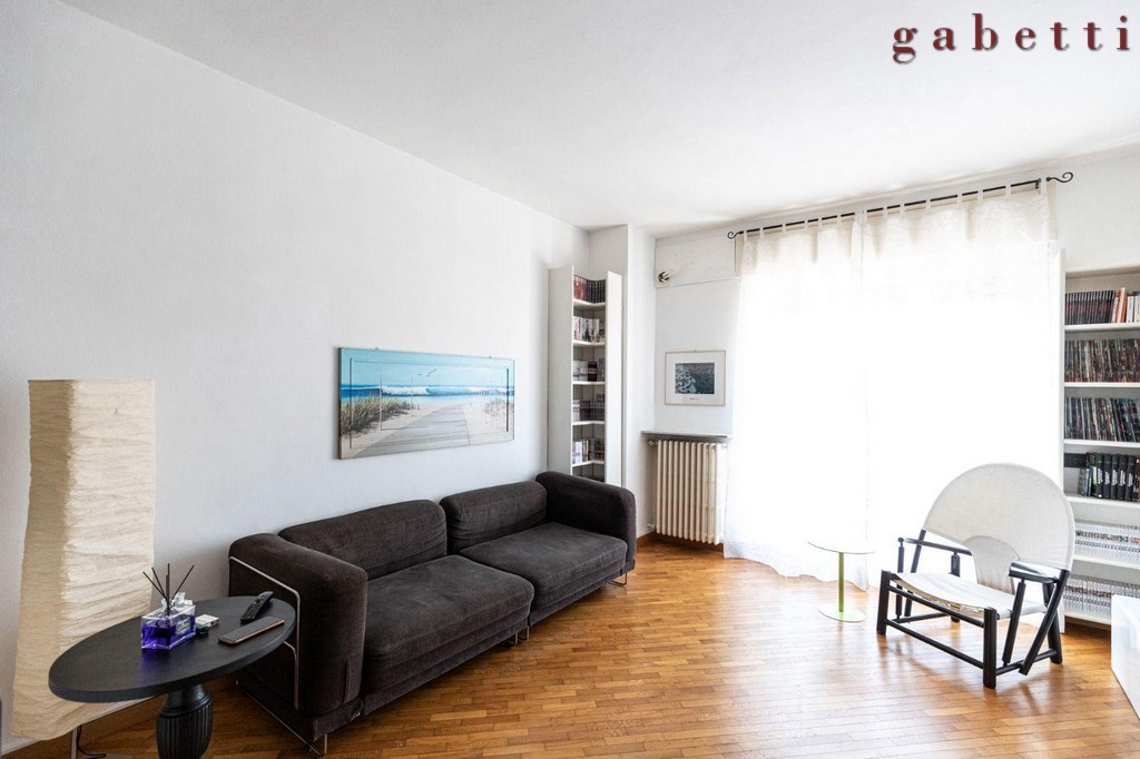 2 Schlafzimmer Wohnung in Magenta, Italy, Nr. 379794