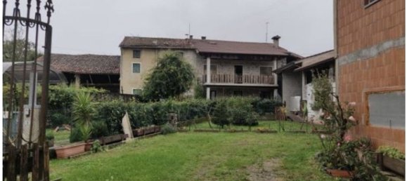 2غرفة منزل في Brogliano, Italy رقم 296436 2