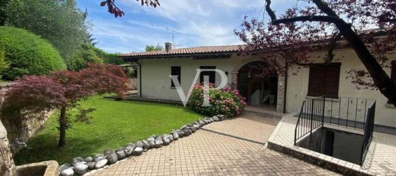 11 rooms Villa in Salò, Italy No. 30069 5