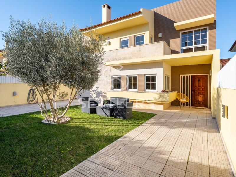 5 bedrooms House in Cascais, Portugal No. 68964