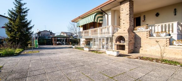 10غرفة منزل في Pianiga, Italy رقم 9191 16