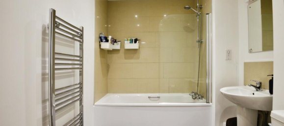 2 Schlafzimmer Wohnung in Watford, United Kingdom, Nr. 6803 2