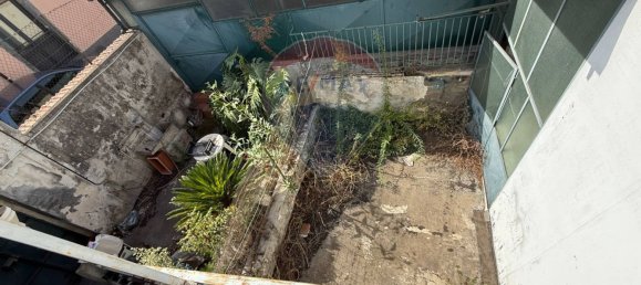 3 bedrooms House in Giarre, Italy No. 356181 6