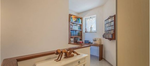 4 غرف نوم منزل في Sassari, Italy رقم 290202 30