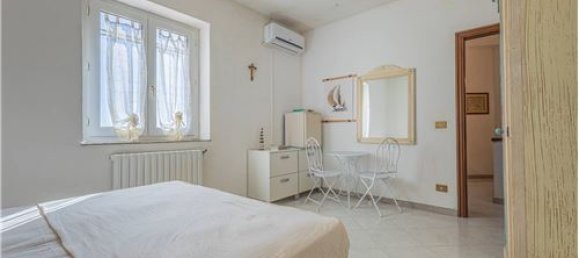 4 غرف نوم منزل في Sassari, Italy رقم 290202 33