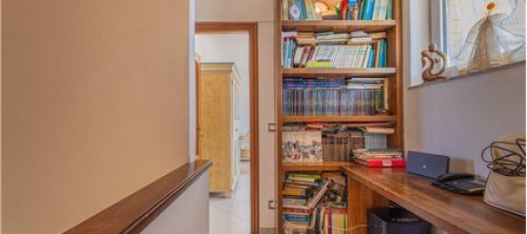 4 غرف نوم منزل في Sassari, Italy رقم 290202 31