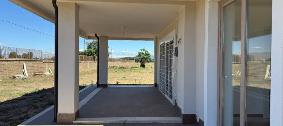 4-salle Villa à Nettuno, Italy No. 261475 4