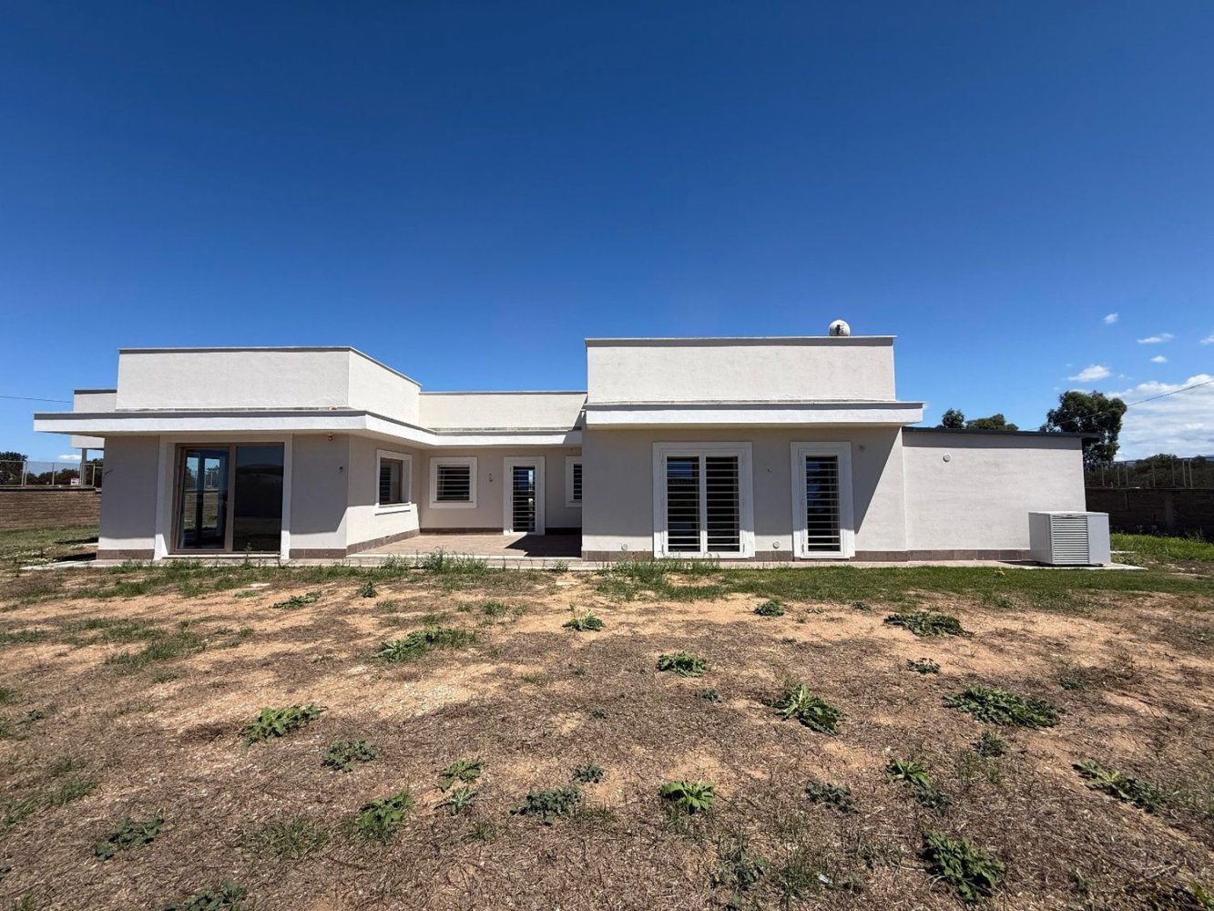 4-salle Villa à Nettuno, Italy No. 261475