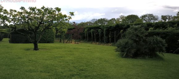 408m² Land in Pornic, France No. 109308 3