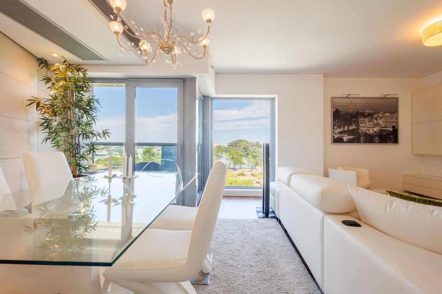 2 bedrooms Apartment in Lisbon, Portugal No. 249885