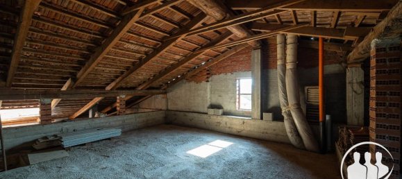 6 rooms Apartment in Riva presso Chieri, Italy No. 68876 26