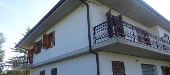 3 Schlafzimmer Villa in Monterubbiano, Italy, Nr. 73476 21