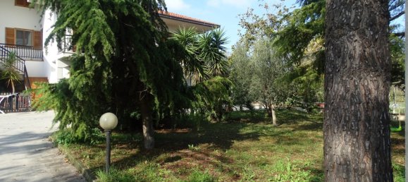 3 Schlafzimmer Villa in Monterubbiano, Italy, Nr. 73476 22