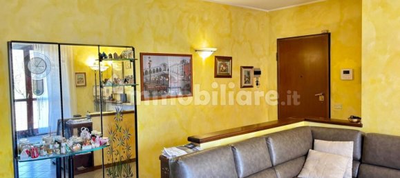 Квартира с 3 спальнями в Альме, Италия № 18155 12