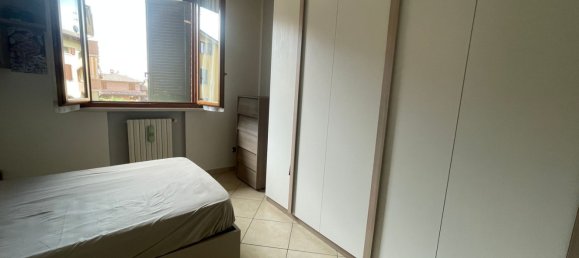 5 bedrooms House in Castelnovo di Sotto, Italy No. 325568 25