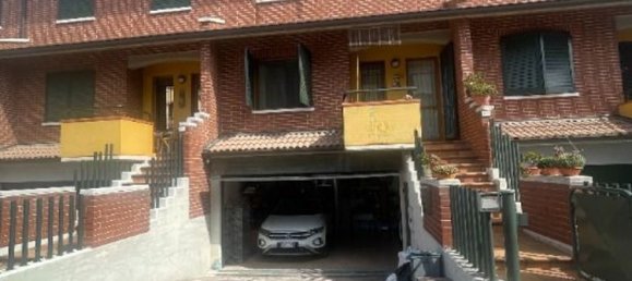 5 bedrooms House in Castelnovo di Sotto, Italy No. 325568 46