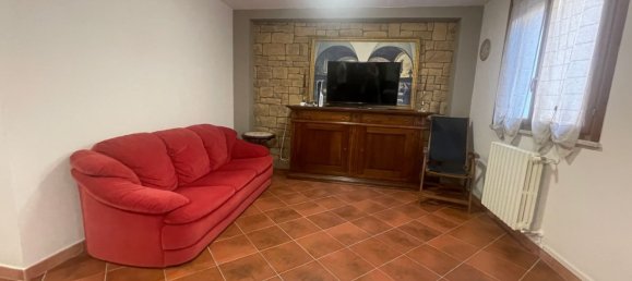 5 bedrooms House in Castelnovo di Sotto, Italy No. 325568 36