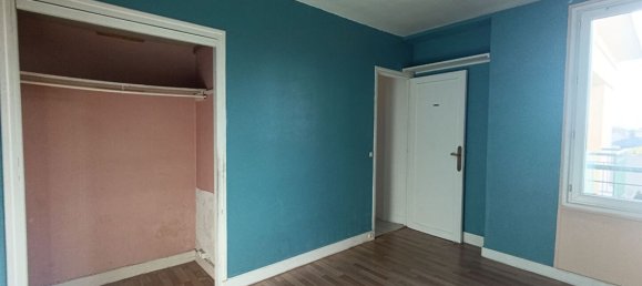 1 bedroom Apartment in Creteil, France No. 115428 15