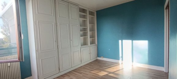 1 bedroom Apartment in Creteil, France No. 115428 13