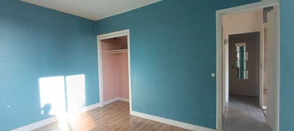 1 bedroom Apartment in Creteil, France No. 115428 14