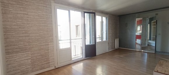 1 bedroom Apartment in Creteil, France No. 115428 6