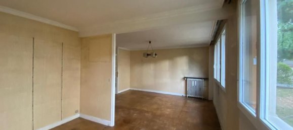 2 bedrooms Apartment in Saint-Maur-des-Fosses, France No. 294854 3