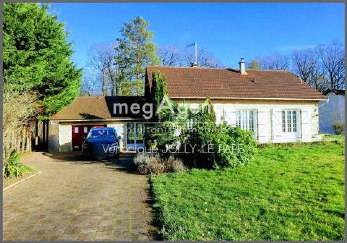 Casa de 4 dormitorios en Courtenay, France No. 31757