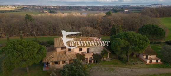 7 rooms House in Castiglione del Lago, Italy No. 110539 33