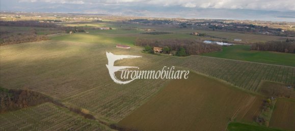 7 rooms House in Castiglione del Lago, Italy No. 110539 27