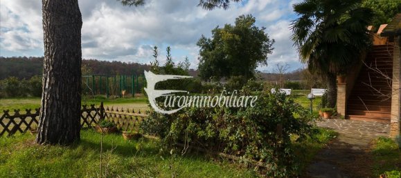 7 rooms House in Castiglione del Lago, Italy No. 110539 16