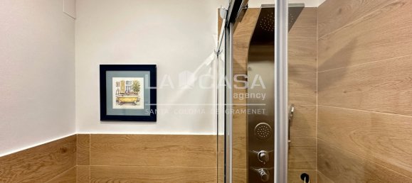 4 bedrooms Apartment in Santa Coloma de Gramenet, Spain No. 160472 21