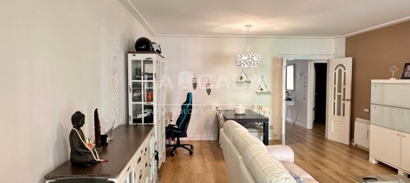 4 bedrooms Apartment in Santa Coloma de Gramenet, Spain No. 160472 10