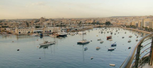 3 chambres Appartement à Sliema, Malta No. 8295 2