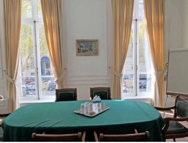 11-Zimmer Gebäude in Paris, France, Nr. 185477