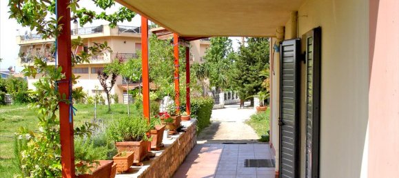 Коммерческая недвижимость с 4 спальнями в Ахайя, Греция № 7770 10