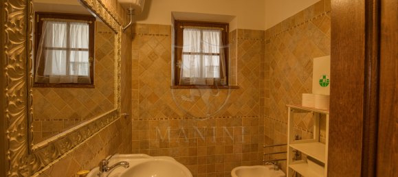 4 bedrooms House in Cortona, Italy No. 173794 16