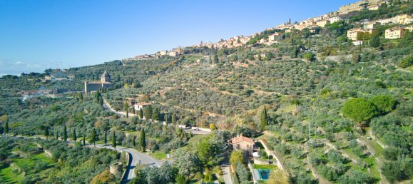 4 bedrooms House in Cortona, Italy No. 173794 4