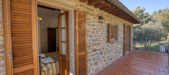 4 bedrooms House in Cortona, Italy No. 173794 35