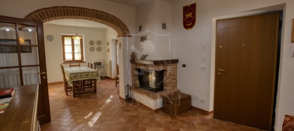 4 bedrooms House in Cortona, Italy No. 173794 10