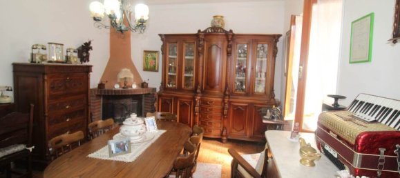 3 bedrooms House in Licciana Nardi, Italy No. 91284 15