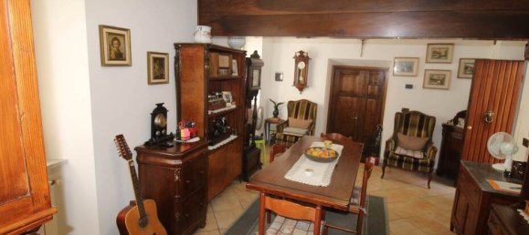 3 bedrooms House in Licciana Nardi, Italy No. 91284 8