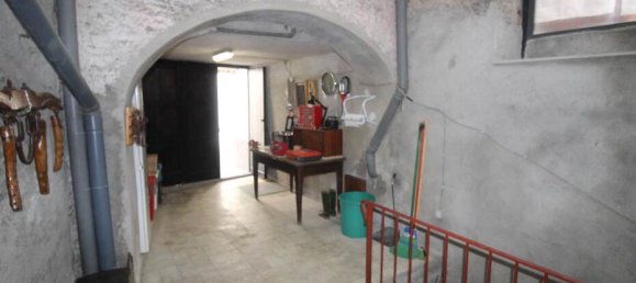 3 bedrooms House in Licciana Nardi, Italy No. 91284 25