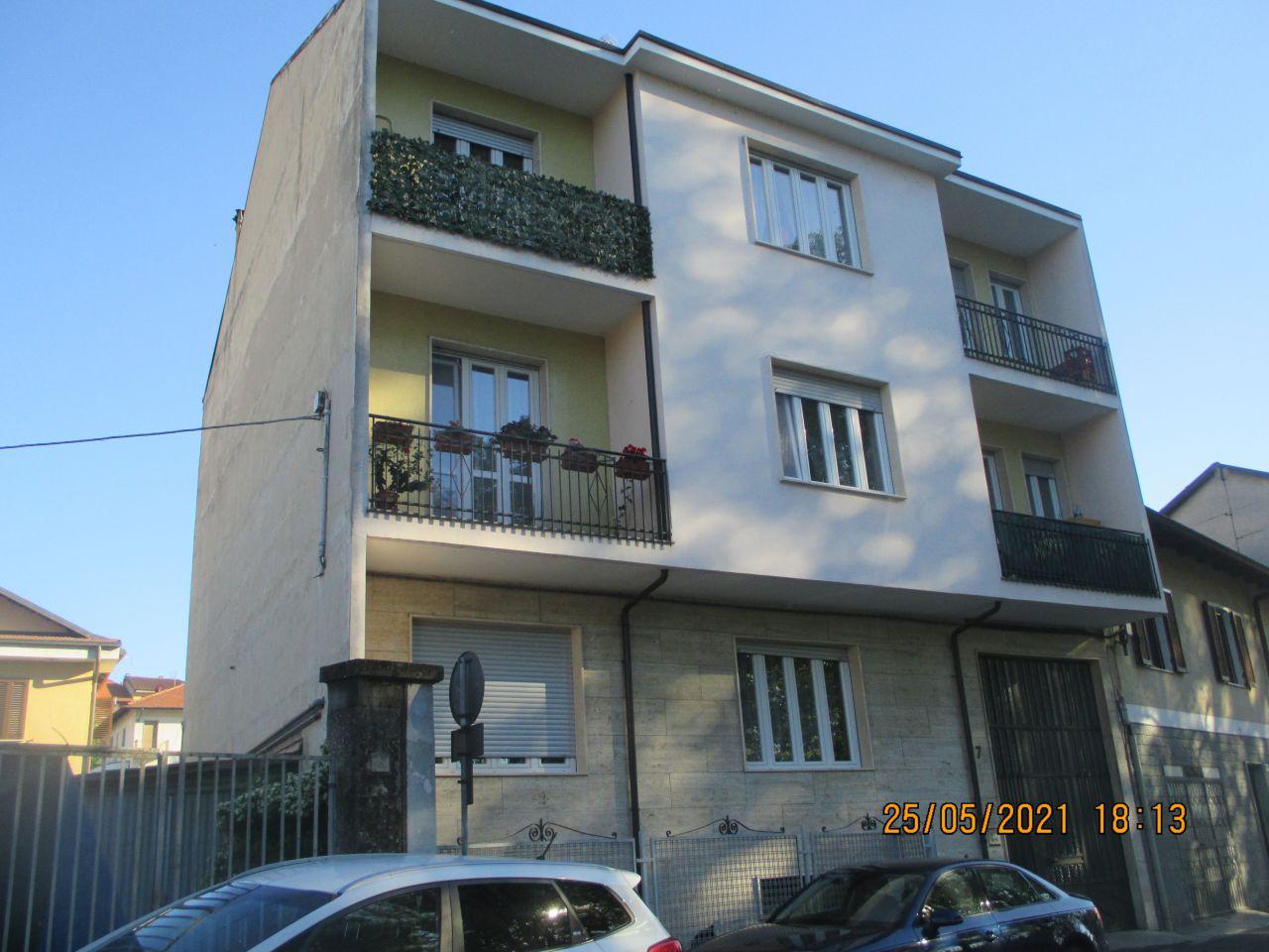 3 rooms Apartment in Moncalieri, Italy No. 88006