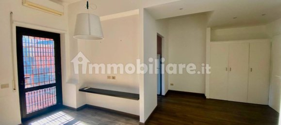 Офис с 3 комнатами в Рим, Италия № 195590 14